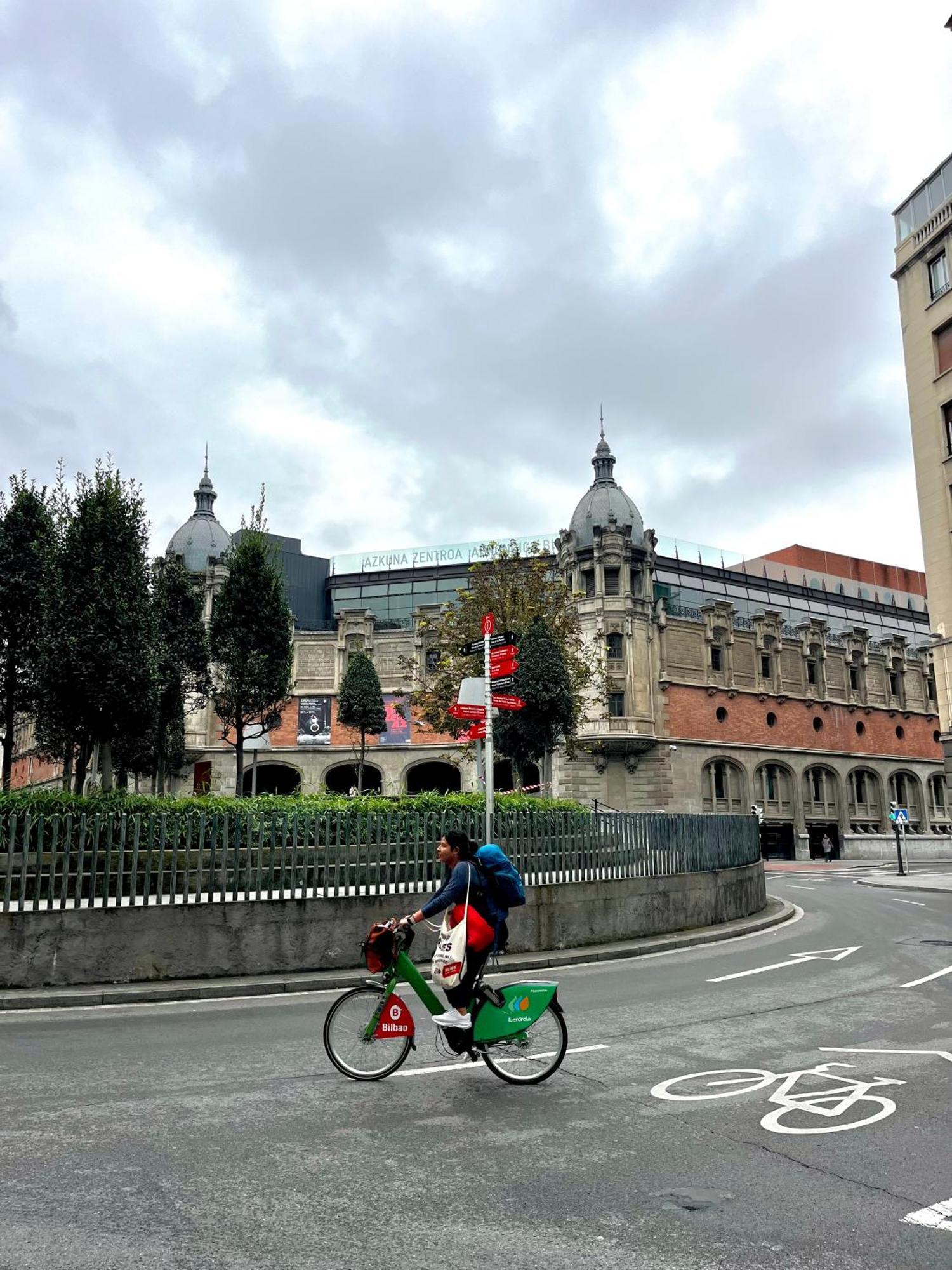 דירות Piso En El Centro De Bilbao, Frente A La Alhondiga מראה חיצוני תמונה