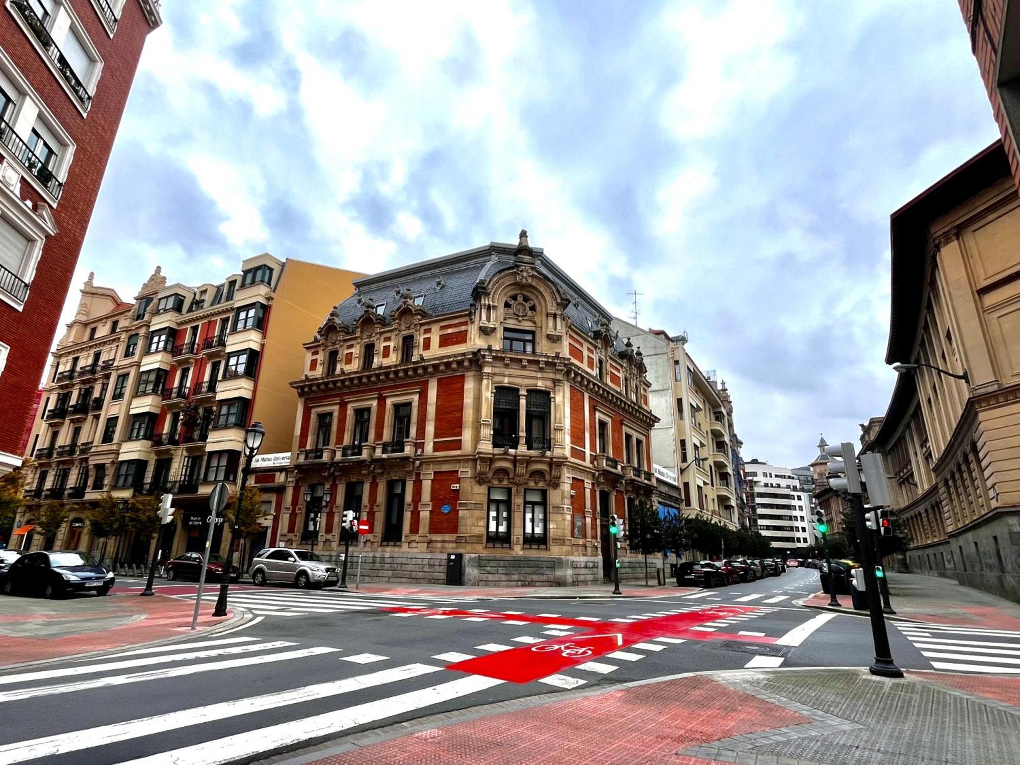 דירות Piso En El Centro De Bilbao, Frente A La Alhondiga מראה חיצוני תמונה